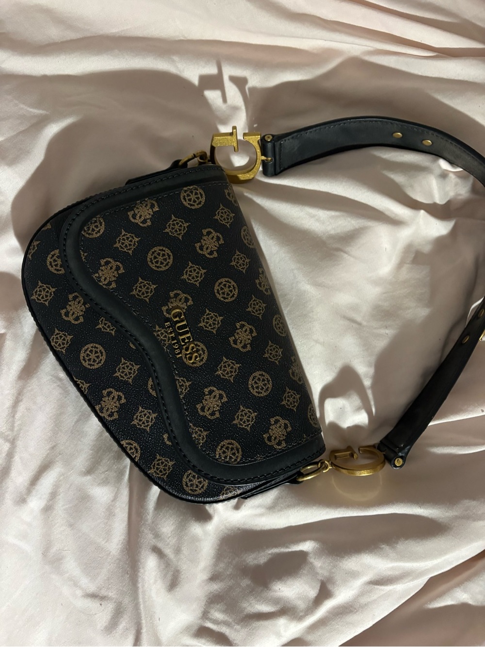 GUESS Black & Gold Signature Saddle Bag